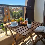 Ika с паркомясто شقة