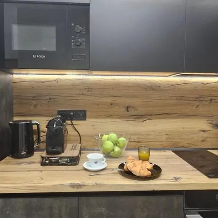 Apartment Ika с паркомясто *